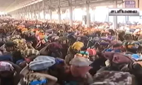 மகரஜோதி தரிசனம் காண சபரிமலையில் குவிந்த 2 லட்சத்திற்கும் அதிகமான பக்தர்கள்...