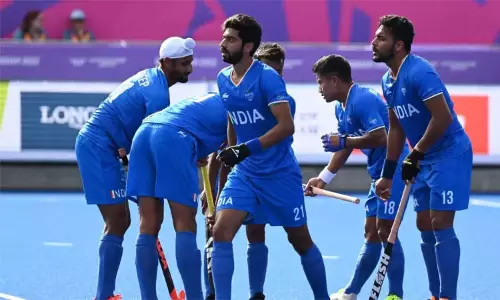 இந்தியாவில் மீண்டும் ஹாக்கி உலக கோப்பை - அதிருப்தி தெரிவித்த பெல்ஜியம் வீரர்...! இந்தியாவில் மீண்டும் ஹாக்கி உலக கோப்பை - அதிருப்தி தெரிவித்த பெல்ஜியம் வீரர்...!