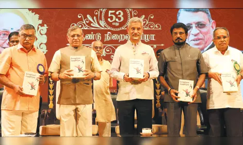 பெருங்கடல் எல்லையில் வலிமையான நாடு: 2030-ம் ஆண்டுக்குள் இந்தியா பொருளாதார வளர்ச்சியில் 3-வது இடத்தை எட்டும் - துக்ளக் விழாவில் மத்திய மந்திரி ஜெய்சங்கர் உறுதி