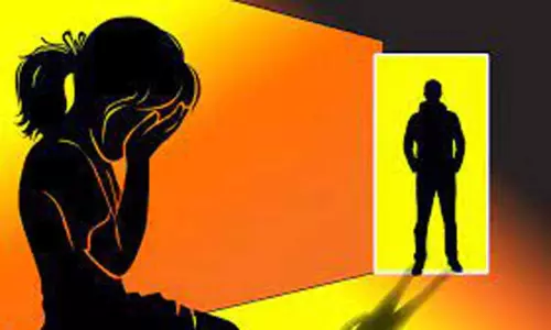 காயல்பட்டினத்தில்சிறுமியை பலாத்காரம் செய்த வாலிபர் சிக்கினார்