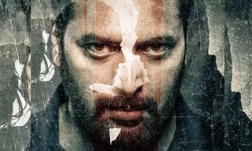 ஜெயம் ரவி நடித்துள்ள இறைவன் படத்தின் பர்ஸ்ட்லுக் போஸ்டர் வெளியீடு