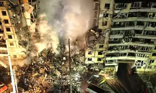 உக்ரைனில் ரஷியா நடத்திய ஏவுகணை தாக்குதலில் உயிரிழந்தவர்கள் எண்ணிக்கை 35 ஆக உயர்வு