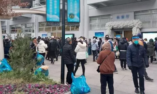 50-ஆண்டுகளில் மிக மோசம்: சீன பொருளாதார வளர்ச்சி 3 சதவீதமாக சரிவு..!! 50-ஆண்டுகளில் மிக மோசம்: சீன பொருளாதார வளர்ச்சி 3 சதவீதமாக சரிவு..!!