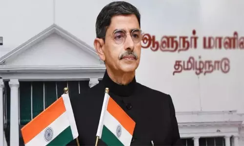 தமிழ்நாடு பெயர் சர்ச்சை - கவர்னர் ஆர்.என்.ரவி விளக்கம் தமிழ்நாடு பெயர் சர்ச்சை - கவர்னர் ஆர்.என்.ரவி விளக்கம்