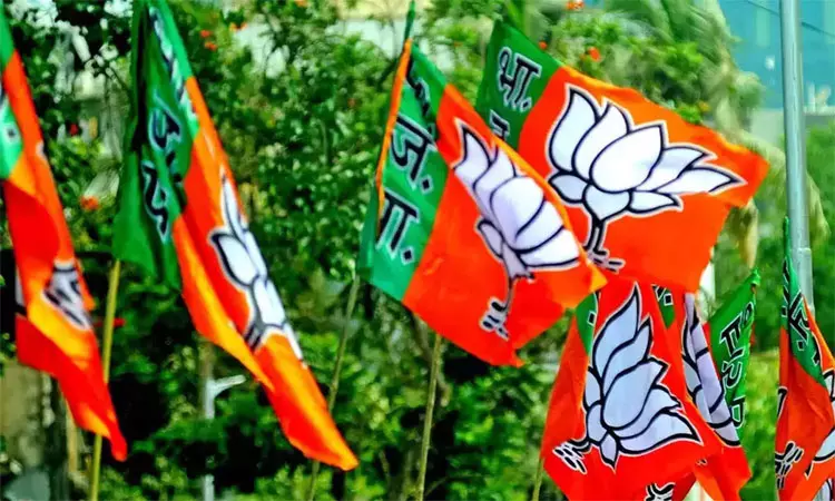 ஈரோடு கிழக்கு தொகுதி இடைத்தேர்தல் தொடர்பாக நாளை பாஜக மையக்குழு கூட்டம்..! ஈரோடு கிழக்கு தொகுதி இடைத்தேர்தல் தொடர்பாக நாளை பாஜக மையக்குழு கூட்டம்..!