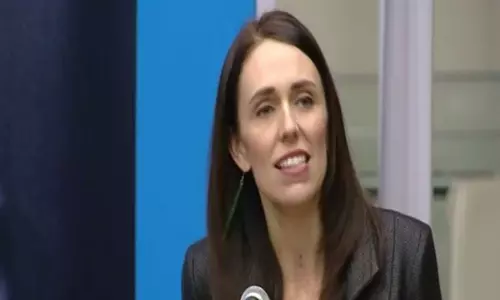 நியூசிலாந்து பிரதமர் பதவியில் விருந்து விலக இருப்பதாக ஜசிந்தா ஆர்டெர்ன் அறிவிப்பு நியூசிலாந்து பிரதமர் பதவியில் விருந்து விலக இருப்பதாக ஜசிந்தா ஆர்டெர்ன் அறிவிப்பு