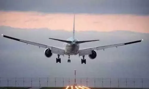 35 பயணிகளை விட்டுச்சென்ற சிங்கப்பூர் விமானம் - விசாரணைக்கு உத்தரவு