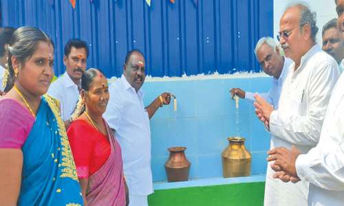 வெங்காடு ஊராட்சியில் ரூ.80 லட்சத்தில் கழிவறைகள், குடிநீர் சுத்திகரிப்பு நிலையம்