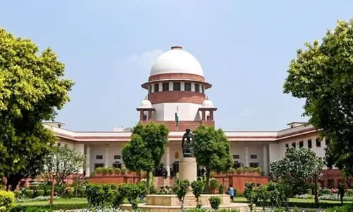 போலீசாரின் வாரிசுகளுக்கு இடஒதுக்கீடு வழங்கியது செல்லும்: உறுதி செய்தது சுப்ரீம் கோர்ட்டு போலீசாரின் வாரிசுகளுக்கு இடஒதுக்கீடு வழங்கியது செல்லும்: உறுதி செய்தது சுப்ரீம் கோர்ட்டு