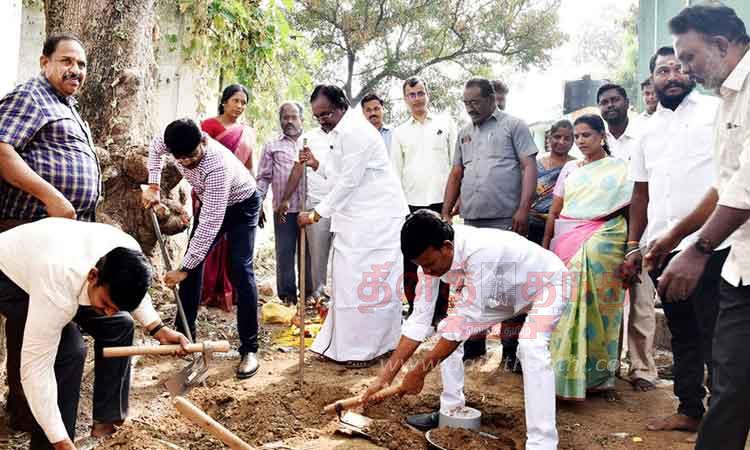 Ground water level raising works near disused bore wells | பயன்படாத ...
