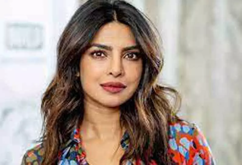 முன்னாள் செயலாளர் மீதான நடிகை பிரியங்கா சோப்ராவின் வழக்கு ரத்து முன்னாள் செயலாளர் மீதான நடிகை பிரியங்கா சோப்ராவின் வழக்கு ரத்து