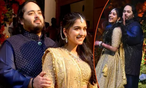 ஆட்டம், பாட்டம் என களைகட்டிய ஆனந்த் அம்பானி - ராதிகா மெர்ச்சன்ட் நிச்சயதார்த்த விழா...!