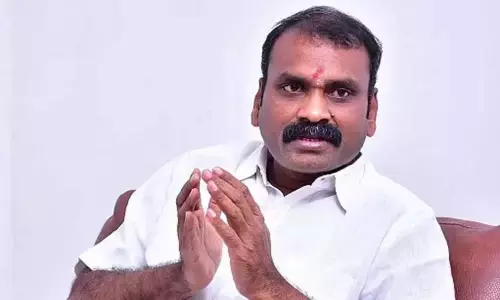 மத்திய அரசு பணிகளில் தமிழ்நாடு இளைஞர்கள் அதிகம் வர வேண்டும் - மத்திய இணை மந்திரி எல்.முருகன் மத்திய அரசு பணிகளில் தமிழ்நாடு இளைஞர்கள் அதிகம் வர வேண்டும் - மத்திய இணை மந்திரி எல்.முருகன்