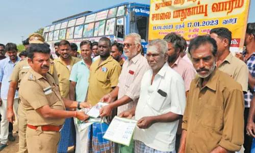 சாலை பாதுகாப்பு குறித்த விழிப்புணர்வு பிரசாரம்