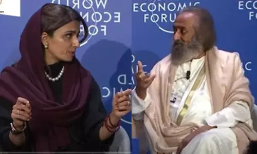 பாகிஸ்தான் பெண் மந்திரியை திணறவைத்த ஆன்மீக குரு ஸ்ரீ ஸ்ரீ ரவிசங்கர் பாகிஸ்தான் பெண் மந்திரியை திணறவைத்த ஆன்மீக குரு ஸ்ரீ ஸ்ரீ ரவிசங்கர்