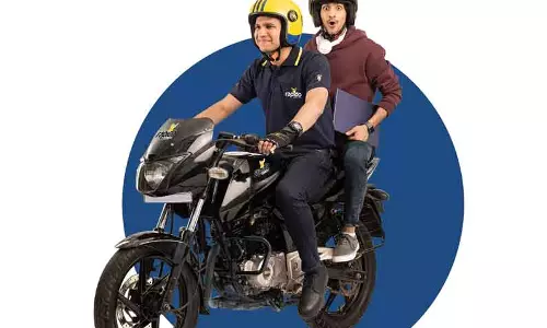 மராட்டியத்தில் பைக் டாக்சிகளுக்கு தடை- அரசு அதிரடி உத்தரவு மராட்டியத்தில் பைக் டாக்சிகளுக்கு தடை- அரசு அதிரடி உத்தரவு