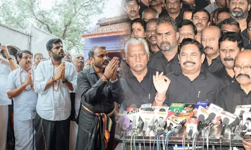 இடைத்தேர்தலில் கூட்டணியா? தனித்து போட்டியா?: அதிமுக - பாஜக இடையே நாளை பேச்சுவார்த்தை இடைத்தேர்தலில் கூட்டணியா? தனித்து போட்டியா?: அதிமுக - பாஜக இடையே நாளை பேச்சுவார்த்தை