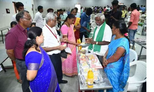 பெரியார் பல்கலைக்கழகத்தில்சிறுதானியங்கள் கண்காட்சி பெரியார் பல்கலைக்கழகத்தில்சிறுதானியங்கள் கண்காட்சி