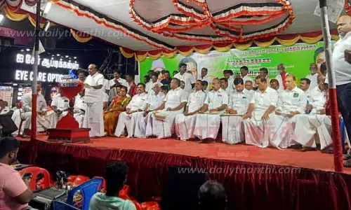 எம்.ஜி.ஆர். பிறந்த நாள் விழா பொதுக்கூட்டம்