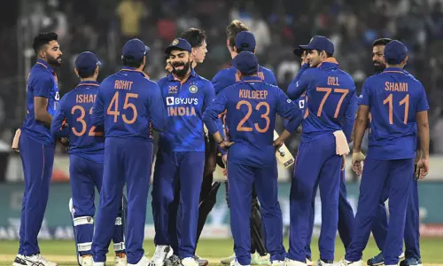 நியூசிலாந்துக்கு எதிரான வெற்றி: ஐசிசி ஒருநாள் கிரிக்கெட் அணிகளின் தரவரிசையில் முன்னேற்றம் கண்ட இந்தியா...!