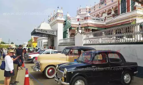 காரைக்குடி செட்டிநாட்டில் பழமையான கார்கள் கண்காட்சி காரைக்குடி செட்டிநாட்டில் பழமையான கார்கள் கண்காட்சி