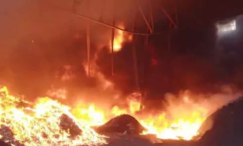 ஓட்டல் உரிமையாளர் வீட்டில் தீவிபத்து