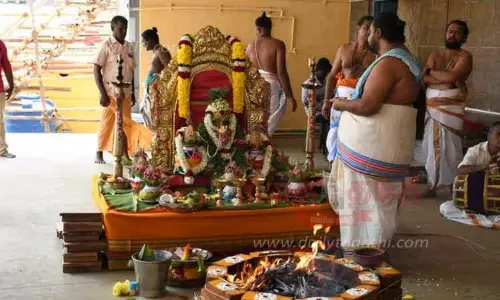 மாரியம்மன் கோவில் கும்பாபிஷேகம் மாரியம்மன் கோவில் கும்பாபிஷேகம்