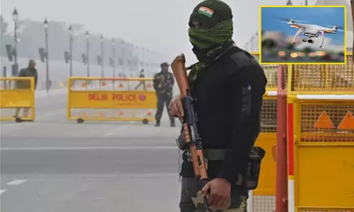 குடியரசு தினத்தையொட்டி டெல்லியில் டிரோன், ஏர் பலூன் பறக்க தடை குடியரசு தினத்தையொட்டி டெல்லியில் டிரோன், ஏர் பலூன் பறக்க தடை