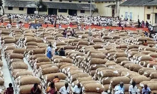 ரூ.2 கோடிக்கு பருத்தி ஏலம்