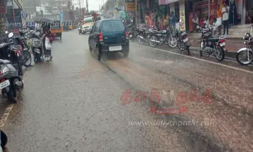 வால்பாறையில் திடீர் மழை வால்பாறையில் திடீர் மழை