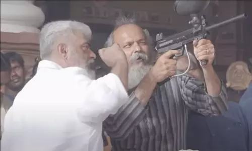 இணையத்தில் வைரலாகும் துணிவு படத்தின் மேக்கிங் வீடியோ இணையத்தில் வைரலாகும் துணிவு படத்தின் மேக்கிங் வீடியோ