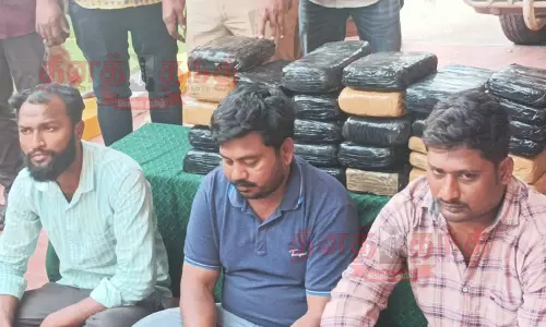 சரக்கு வாகனத்தில் ரகசியமாக கஞ்சா கடத்திய கும்பல் கைது - 50 கிலோ கஞ்சா பறிமுதல்...!