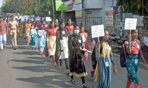 பொள்ளாச்சியில் வாக்காளர் தின விழிப்புணர்வு பேரணி