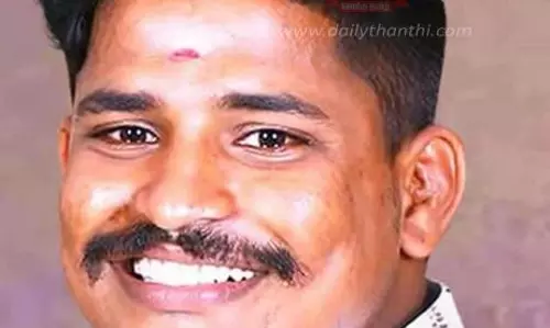 கிருஷ்ணகிரியில் பயங்கரம்:கட்டிட மேஸ்திரி சரமாரி குத்திக்கொலைநண்பருக்கு போலீஸ் வலைவீச்சு கிருஷ்ணகிரியில் பயங்கரம்:கட்டிட மேஸ்திரி சரமாரி குத்திக்கொலைநண்பருக்கு போலீஸ் வலைவீச்சு