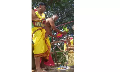 வீடூர் பாலமுருகன், முத்துமாரியம்மன் கோவில் கும்பாபிஷேகம்