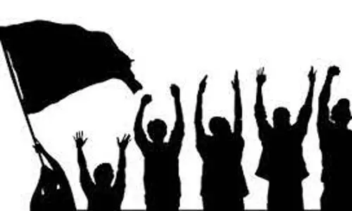 ரேஷன் கடை பணியாளர்கள் ஆர்ப்பாட்டம்