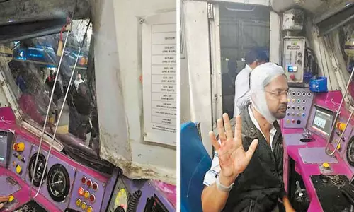 மராட்டியத்தில் நைகாவ் ரெயில் நிலையத்தில் மின்சார ரெயில் மீது கிரேன் மோதல்; மோட்டார் மேன் படுகாயம் மராட்டியத்தில் நைகாவ் ரெயில் நிலையத்தில் மின்சார ரெயில் மீது கிரேன் மோதல்; மோட்டார் மேன் படுகாயம்