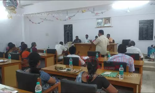 பாலக்கோடு ஒன்றியக்குழு கூட்டத்தில்கூச்சல் குழப்பத்தால் பரபரப்பு பாலக்கோடு ஒன்றியக்குழு கூட்டத்தில்கூச்சல் குழப்பத்தால் பரபரப்பு