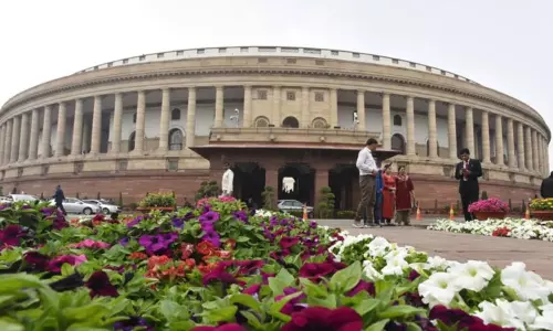 நாடாளுமன்ற கேன்டீனில் சிறுதானிய உணவு பண்டங்கள்