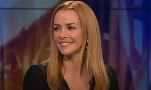 பிரபல ஹாலிவுட் நடிகை மரணம்