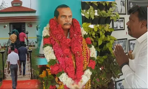 அன்புள்ள அப்பா.. அப்பா.. யாருமே உன்போல் இல்லை - மறைந்த தந்தைக்கு கோவில் கட்டிய பாச மகன்...! அன்புள்ள அப்பா.. அப்பா.. யாருமே உன்போல் இல்லை - மறைந்த தந்தைக்கு கோவில் கட்டிய பாச மகன்...!