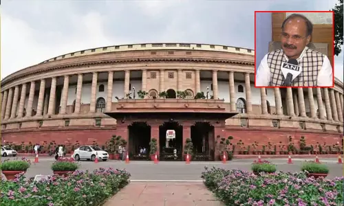 ஜனாதிபதி உரை:  காங்கிரஸ் அவை தலைவர்கள் பங்கேற்கவில்லை; விமானங்கள் காலதாமதம் என விளக்கம்