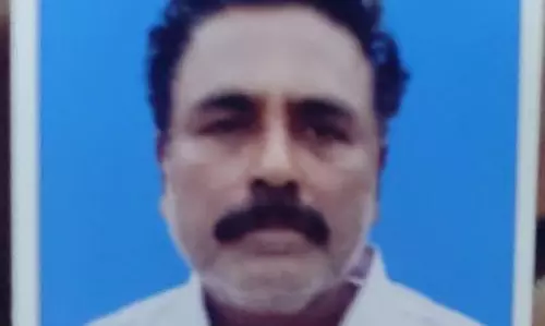 சினிமா துணை இயக்குனரை கடத்தி துன்புறுத்தி சொத்துக்களை எழுதி வாங்கிய அவரது மைத்துனர் உள்பட 4 பேர் கைது சினிமா துணை இயக்குனரை கடத்தி துன்புறுத்தி சொத்துக்களை எழுதி வாங்கிய அவரது மைத்துனர் உள்பட 4 பேர் கைது