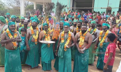 முருக பக்தர்கள் பாதயாத்திரை முருக பக்தர்கள் பாதயாத்திரை