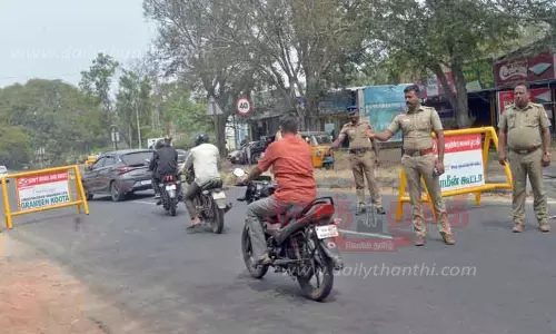 விபத்துகளை தடுக்க சாலையை அகலப்படுத்த வேண்டும் விபத்துகளை தடுக்க சாலையை அகலப்படுத்த வேண்டும்