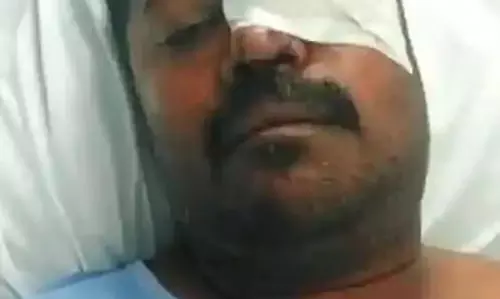 நடுக்கடலில் துப்பாக்கி சூடு; குமரி மீனவர் காயம் நடுக்கடலில் துப்பாக்கி சூடு; குமரி மீனவர் காயம்
