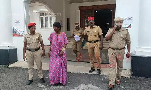 தற்கொலைக்கு முயன்ற பெண் கைது தற்கொலைக்கு முயன்ற பெண் கைது