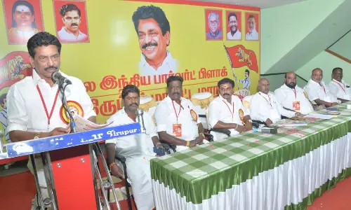 முத்துராமலிங்கத்தேவர், நேதாஜி சுபாஷ் சந்திரபோசுக்கு அரசு சார்பில் சிலைகள் முத்துராமலிங்கத்தேவர், நேதாஜி சுபாஷ் சந்திரபோசுக்கு அரசு சார்பில் சிலைகள்