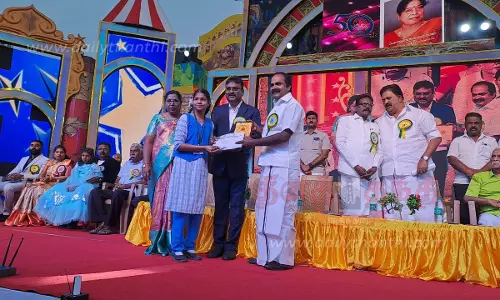 விவேகானந்தா மெட்ரிக் மேல்நிலைப்பள்ளியில் பொன்விழா விவேகானந்தா மெட்ரிக் மேல்நிலைப்பள்ளியில் பொன்விழா