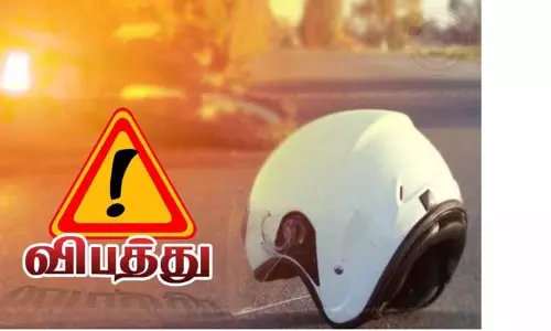 மோட்டார் சைக்கிள் மோதி தாய், மகன் படுகாயம் மோட்டார் சைக்கிள் மோதி தாய், மகன் படுகாயம்